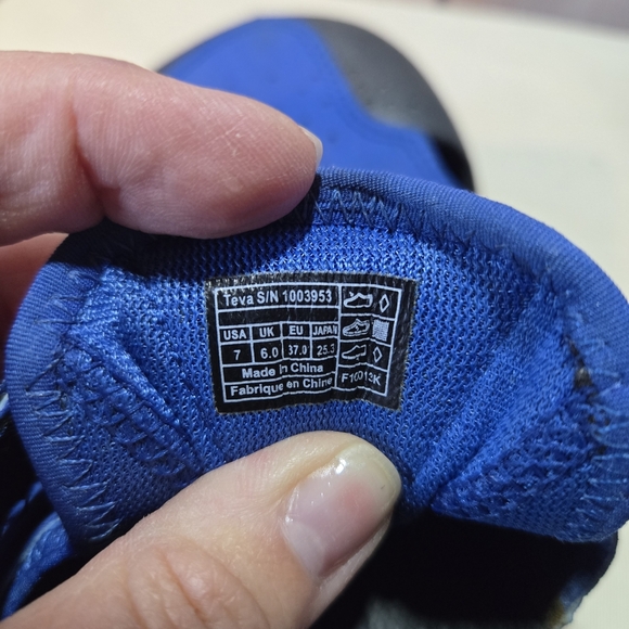 Teva Kids Blue and Yellow Sandals Water Shoes Size 7 - Picture 6 of 6